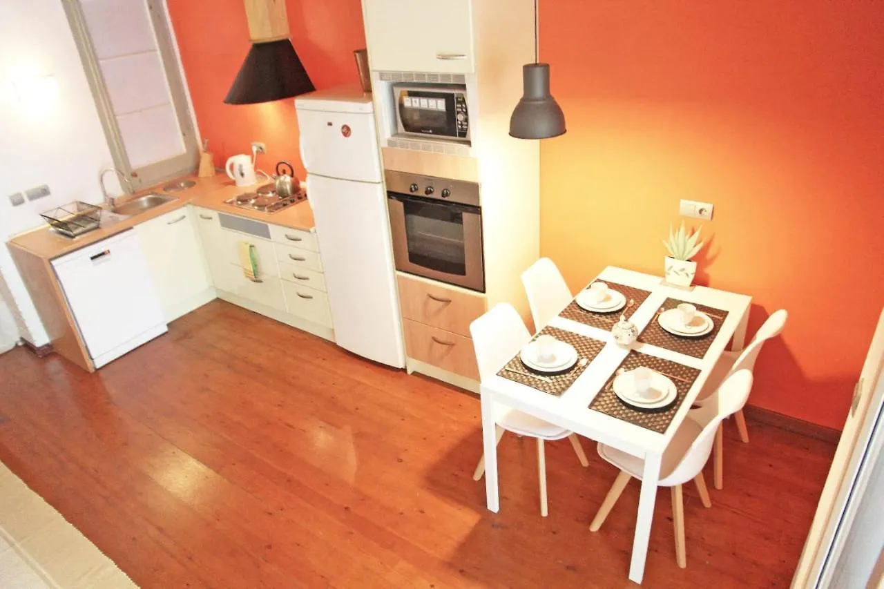 Apartamento Urban Loft Barcelona Diagonal super ubicación wifi 0*,  España