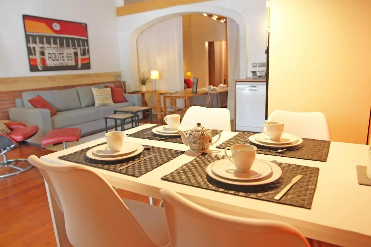 Apartamento Urban Loft Barcelona Diagonal super ubicación wifi